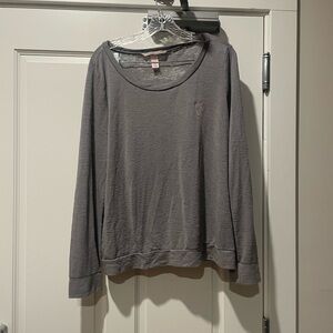 Victoria's Secret Gray Long Sleeve Pajama Top size xl